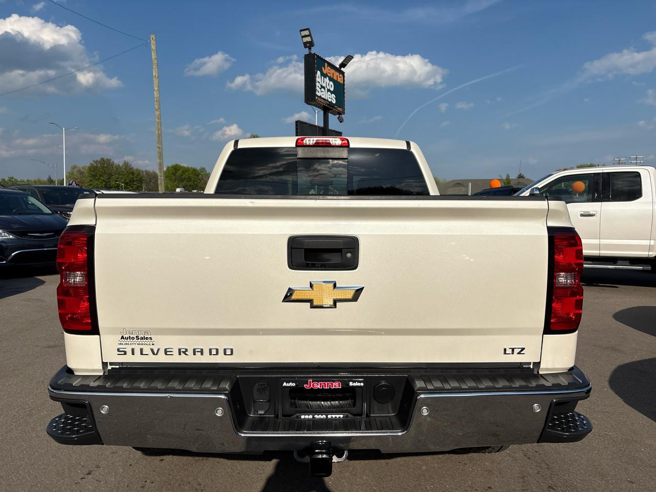 Chevrolet Silverado 1500 LTZ Crew Cab Long Box 4WD 2015