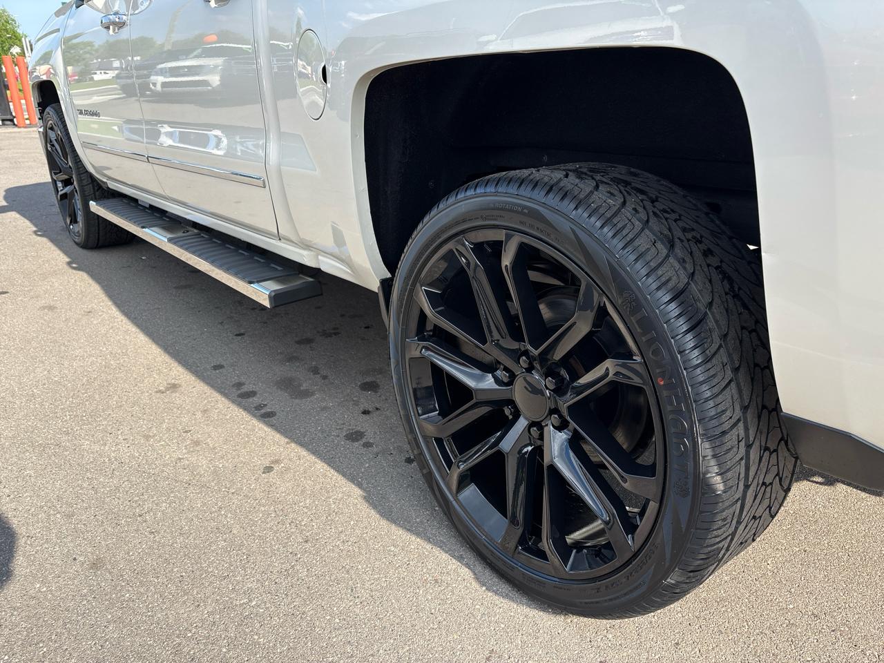 Chevrolet Silverado 1500 LTZ Crew Cab Long Box 4WD 2015