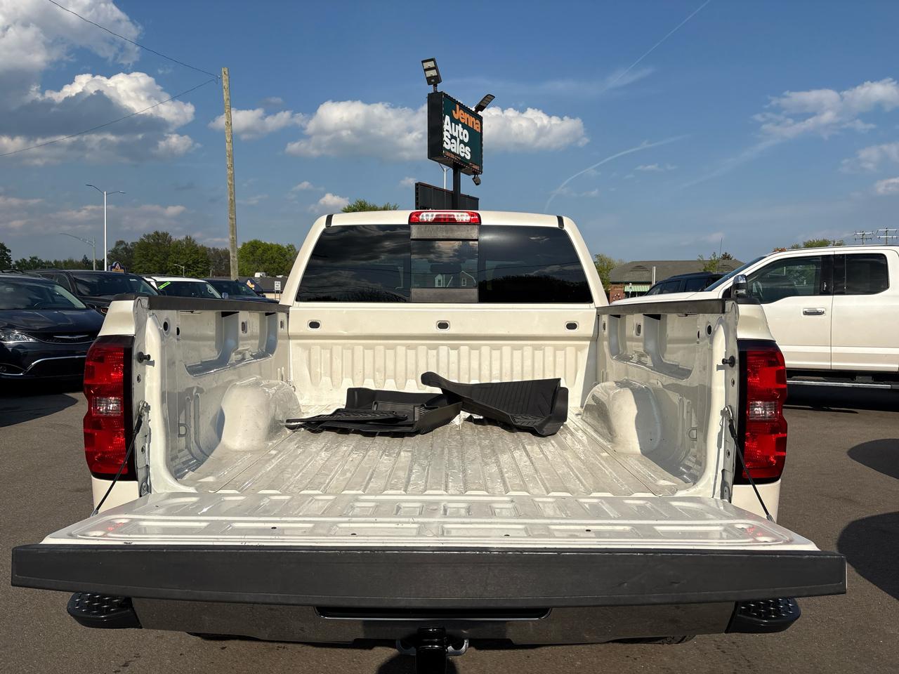 Chevrolet Silverado 1500 LTZ Crew Cab Long Box 4WD 2015