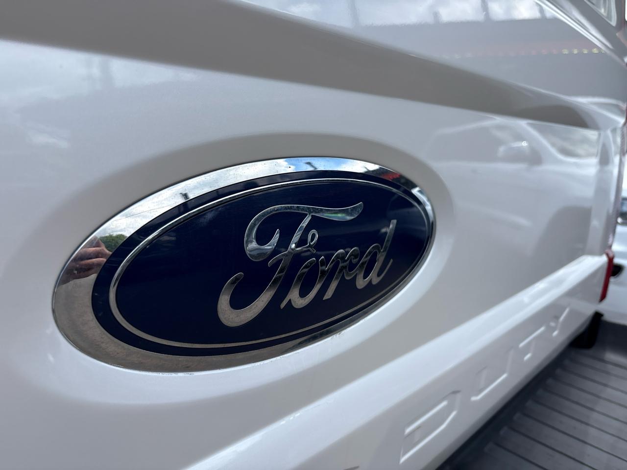Ford F-250 SD XLT SuperCab Long Bed 4WD 2019