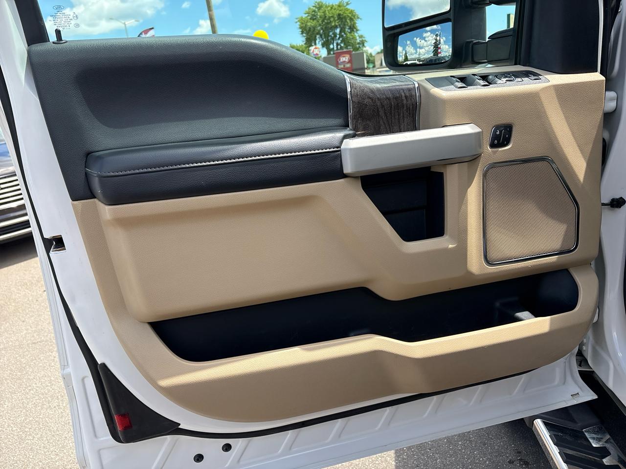 Ford F-250 SD XLT SuperCab Long Bed 4WD 2019