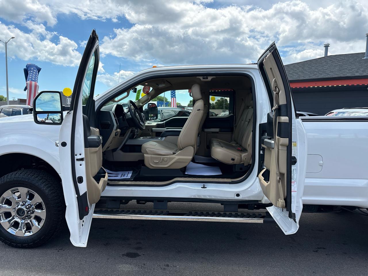 Ford F-250 SD XLT SuperCab Long Bed 4WD 2019