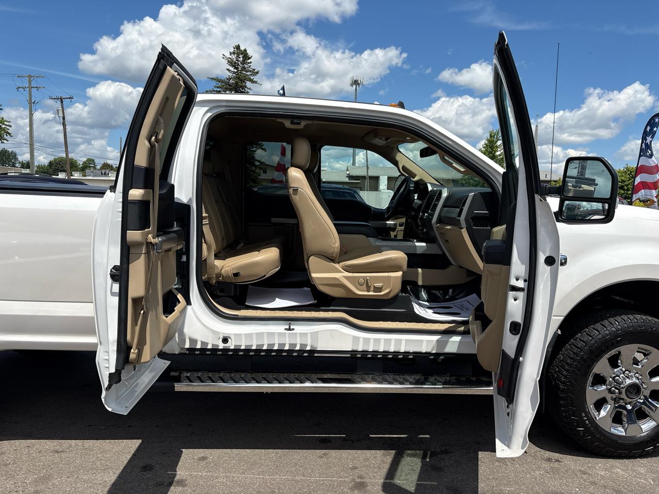 Ford F-250 SD XLT SuperCab Long Bed 4WD 2019