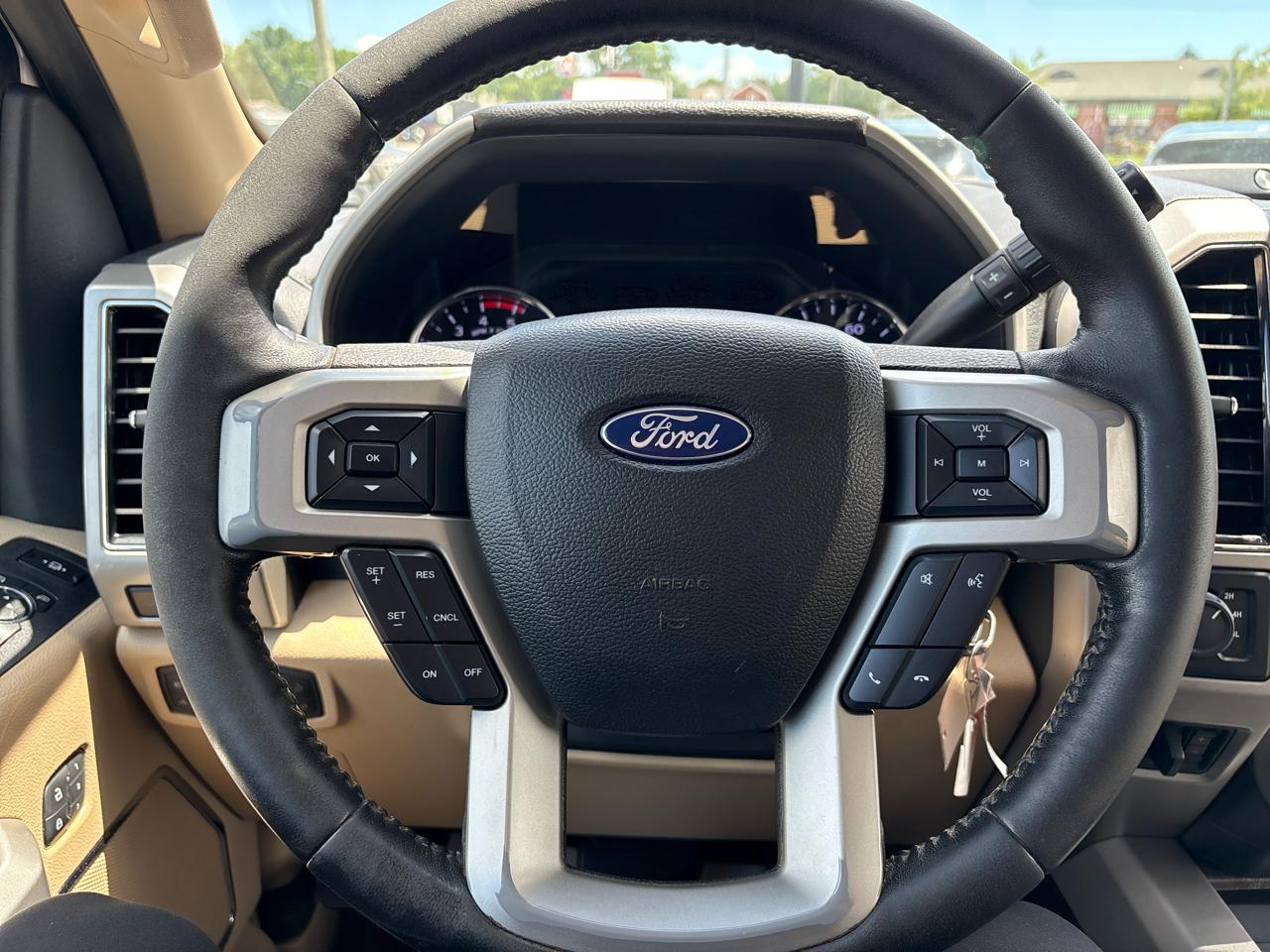 Ford F-250 SD XLT SuperCab Long Bed 4WD 2019