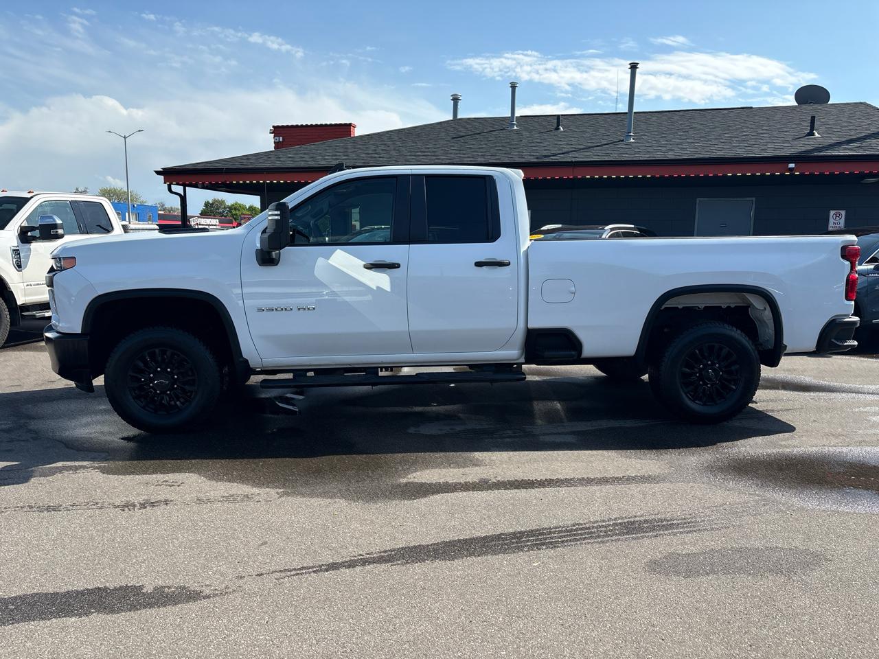 Chevrolet Silverado 3500HD Work Truck Double Cab 4WD 2022
