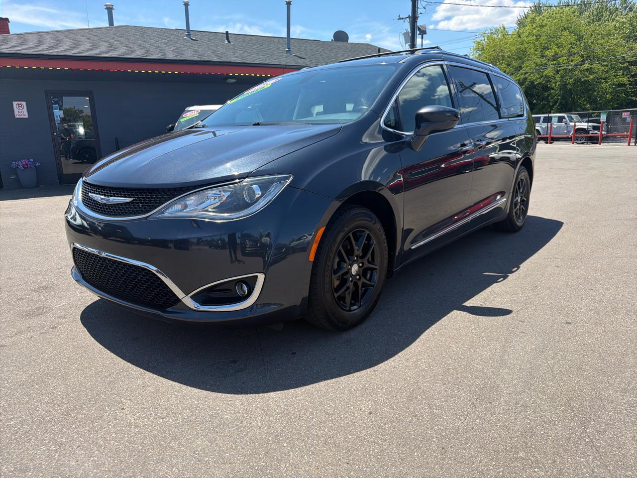 Chrysler Pacifica Touring-L 2020