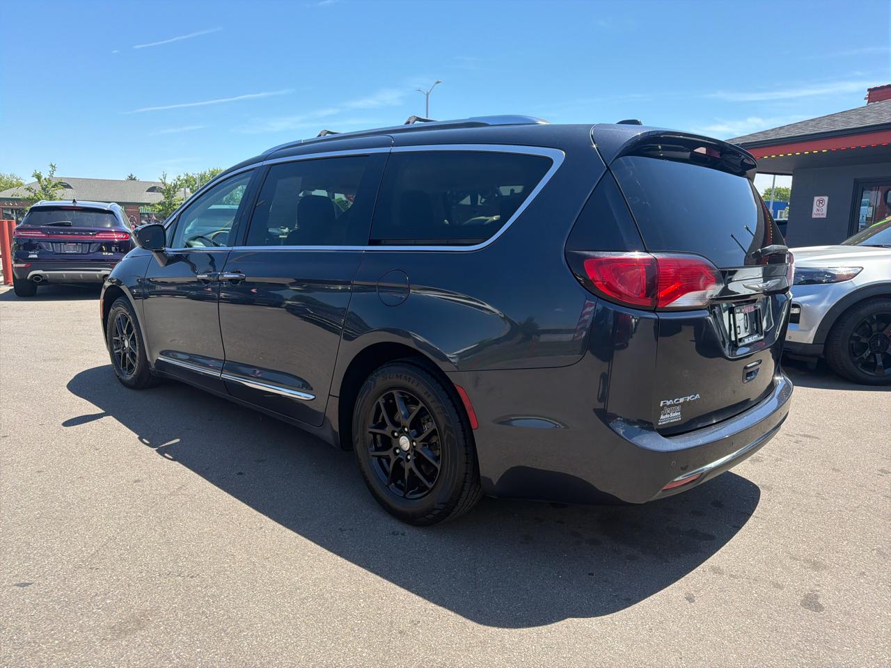 Chrysler Pacifica Touring-L 2020