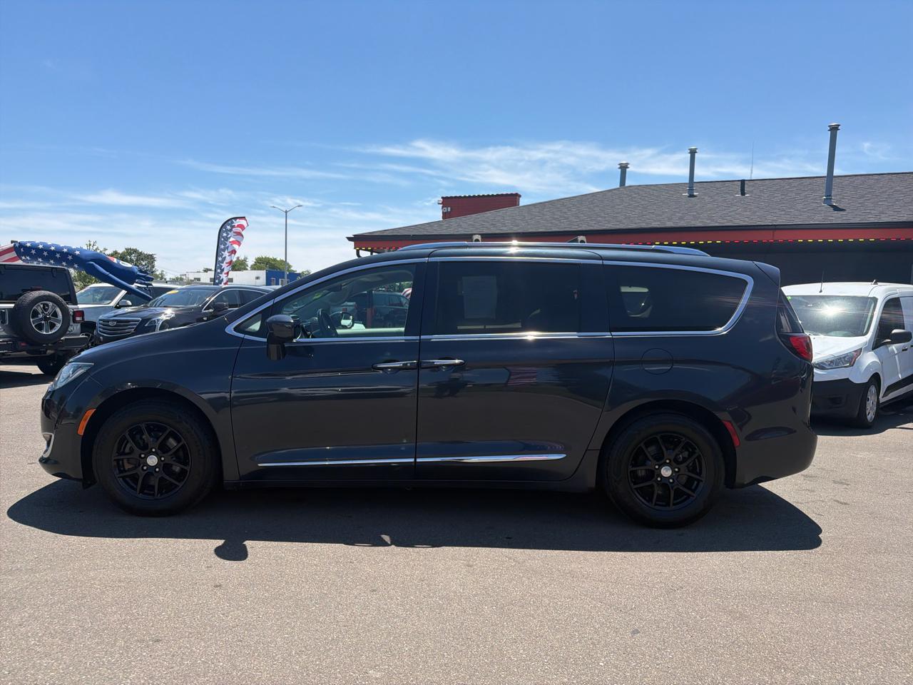 Chrysler Pacifica Touring-L 2020