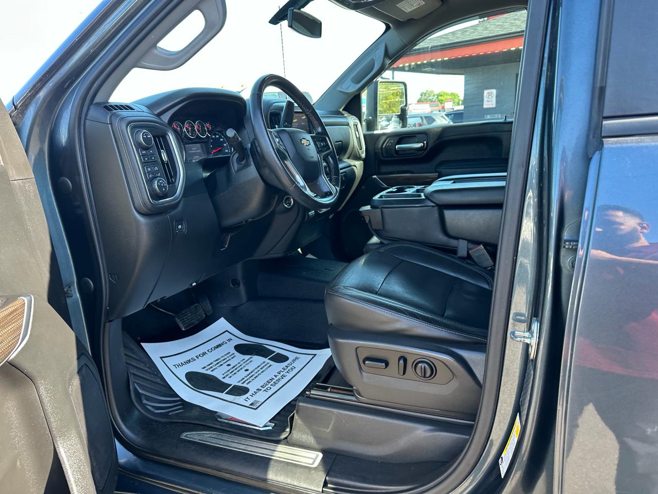 Chevrolet Silverado 2500HD LT Crew Cab Long Box 4WD 2020