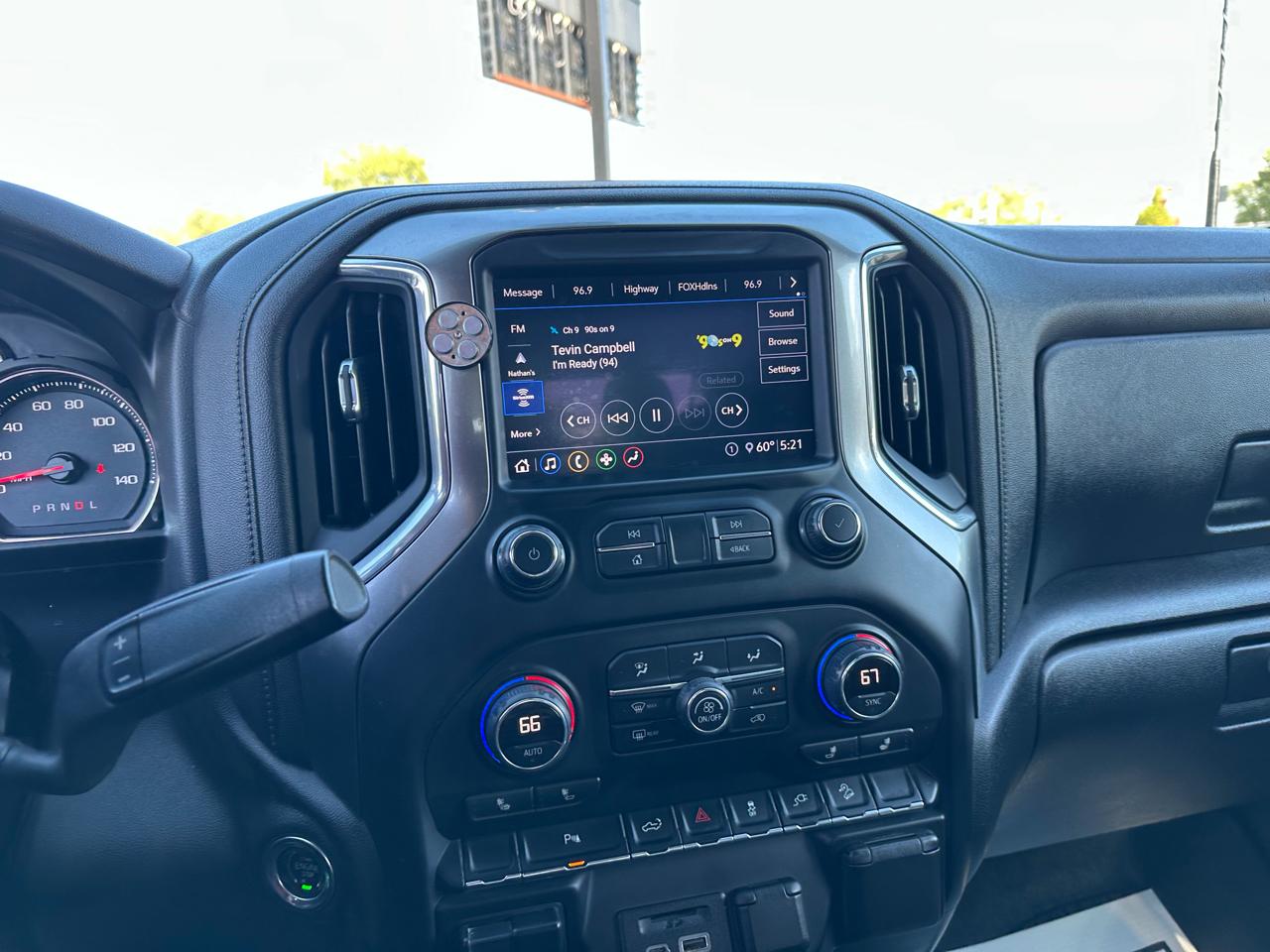 Chevrolet Silverado 2500HD LT Crew Cab Long Box 4WD 2020