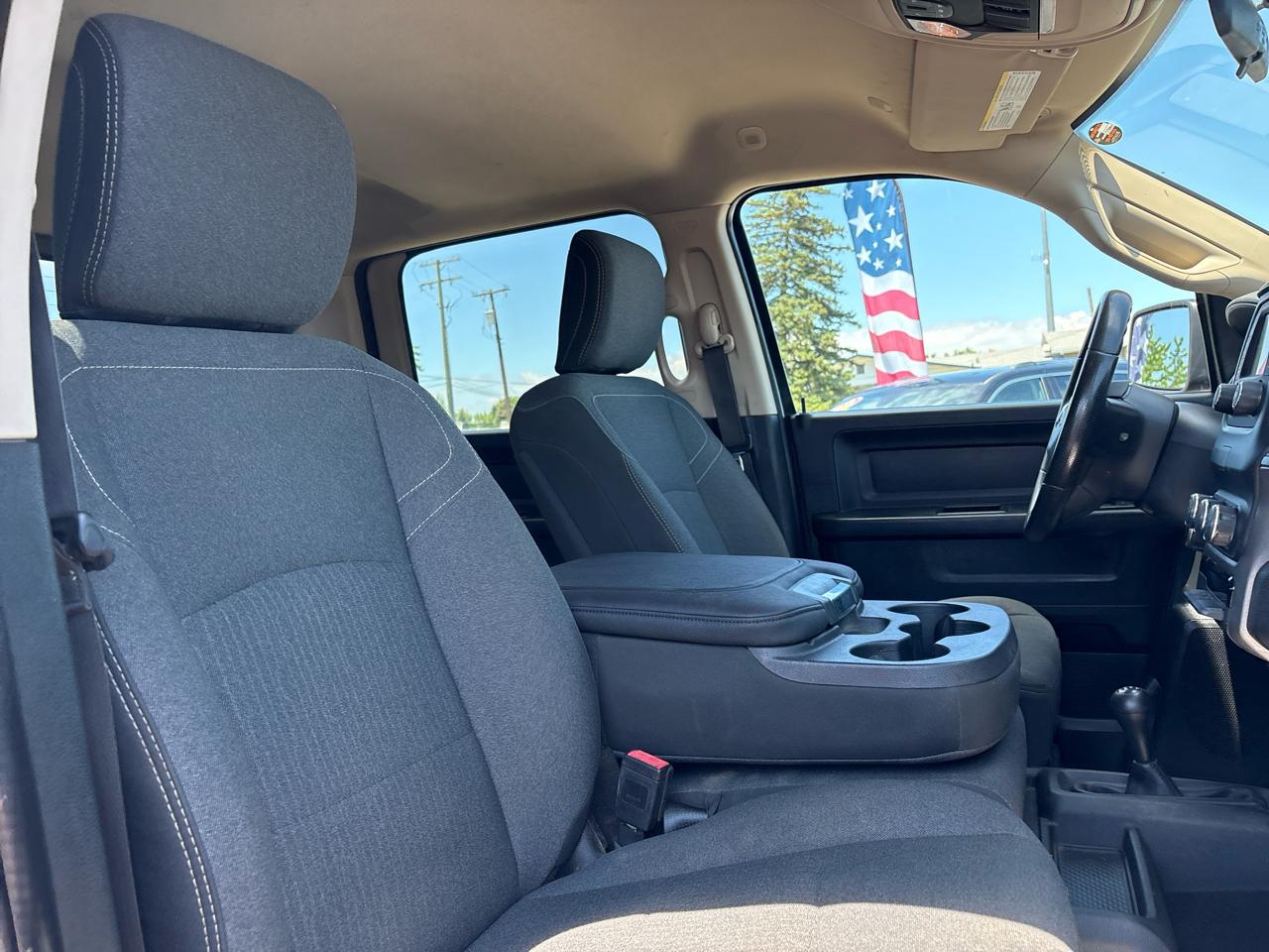 RAM 2500 Tradesman Crew Cab SWB 4WD 2020