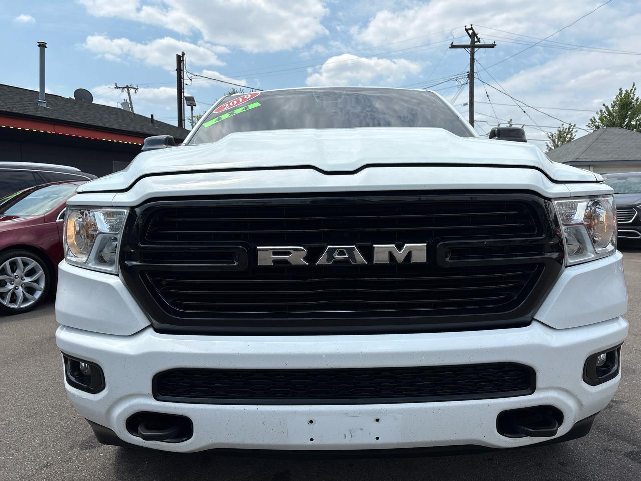 RAM 1500 Big Horn Crew Cab SWB 4WD 2019