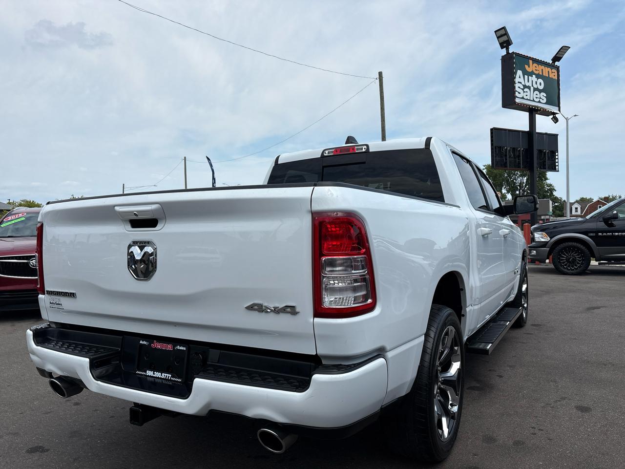 RAM 1500 Big Horn Crew Cab SWB 4WD 2019