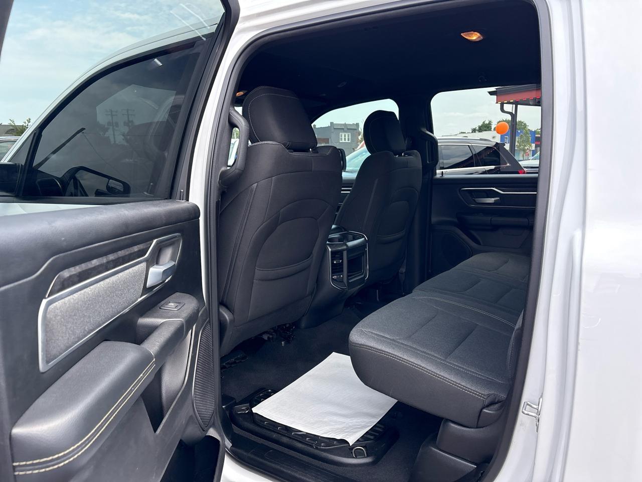 RAM 1500 Big Horn Crew Cab SWB 4WD 2019
