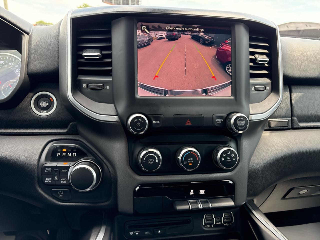 RAM 1500 Big Horn Crew Cab SWB 4WD 2019