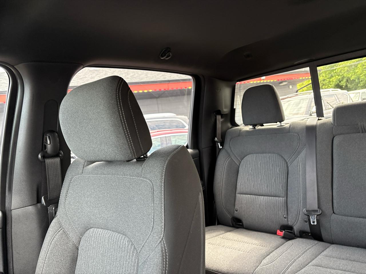 RAM 1500 Big Horn Crew Cab SWB 4WD 2019