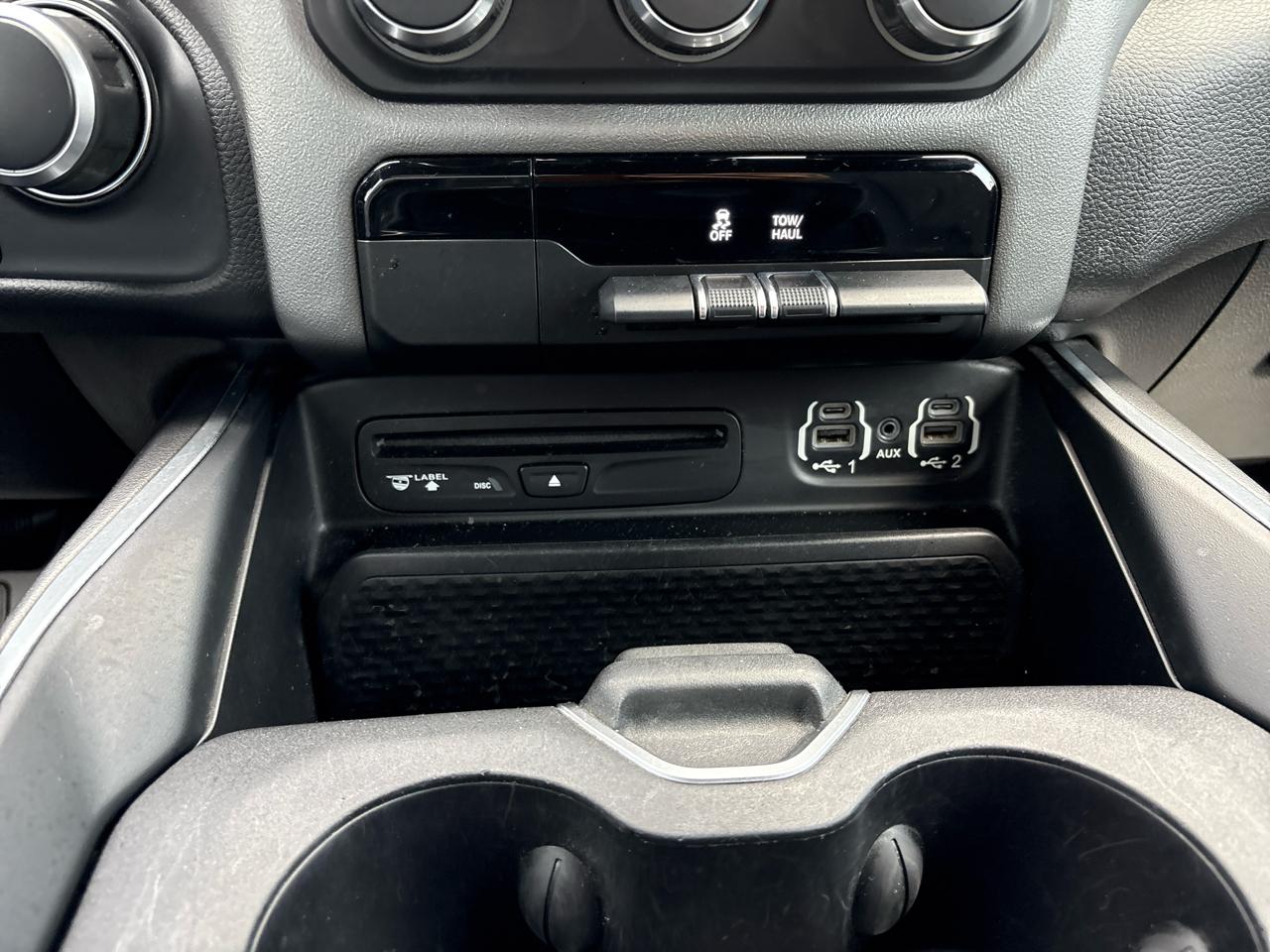 RAM 1500 Big Horn Crew Cab SWB 4WD 2019