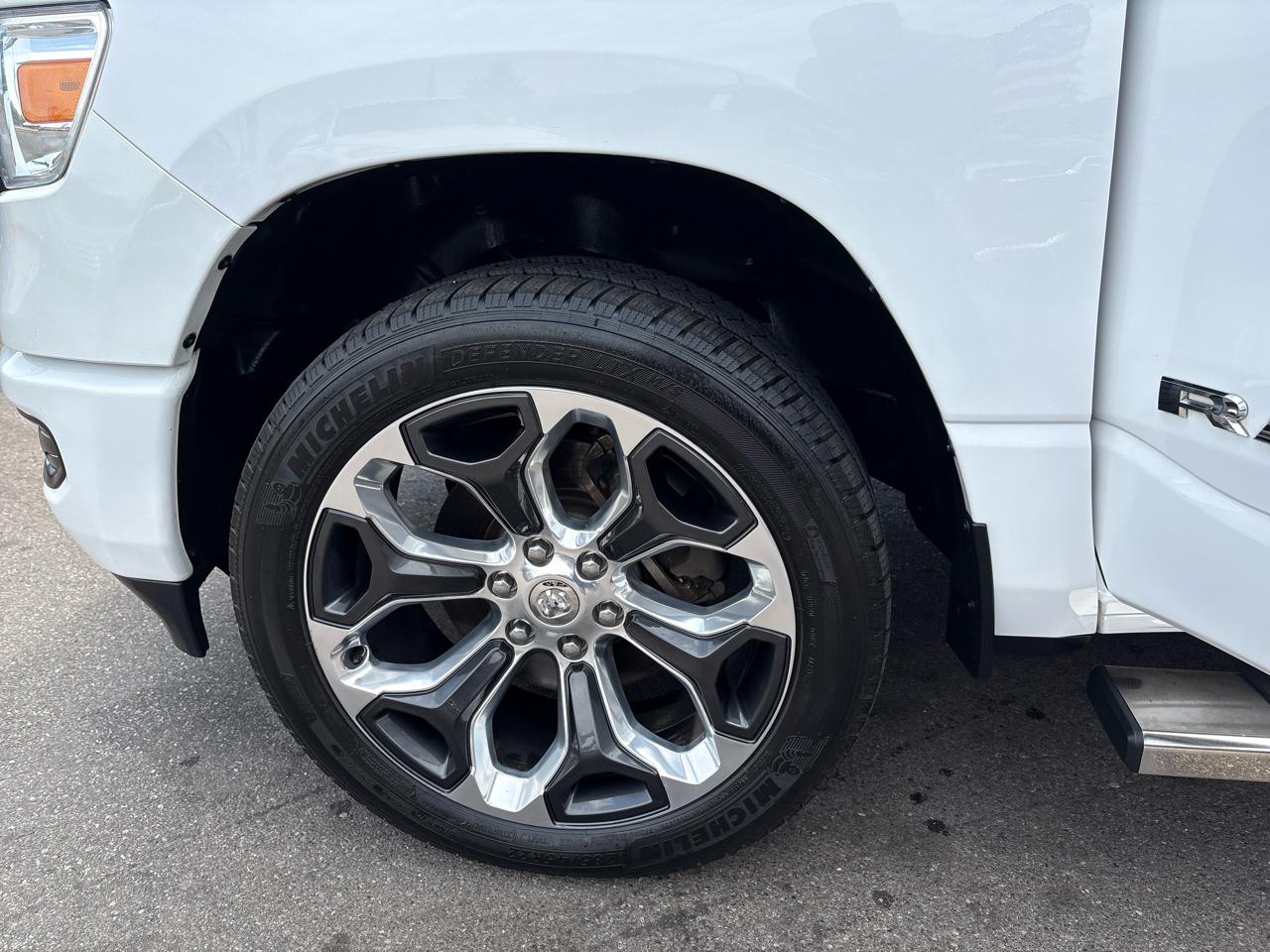 RAM 1500 Big Horn Crew Cab SWB 4WD 2019