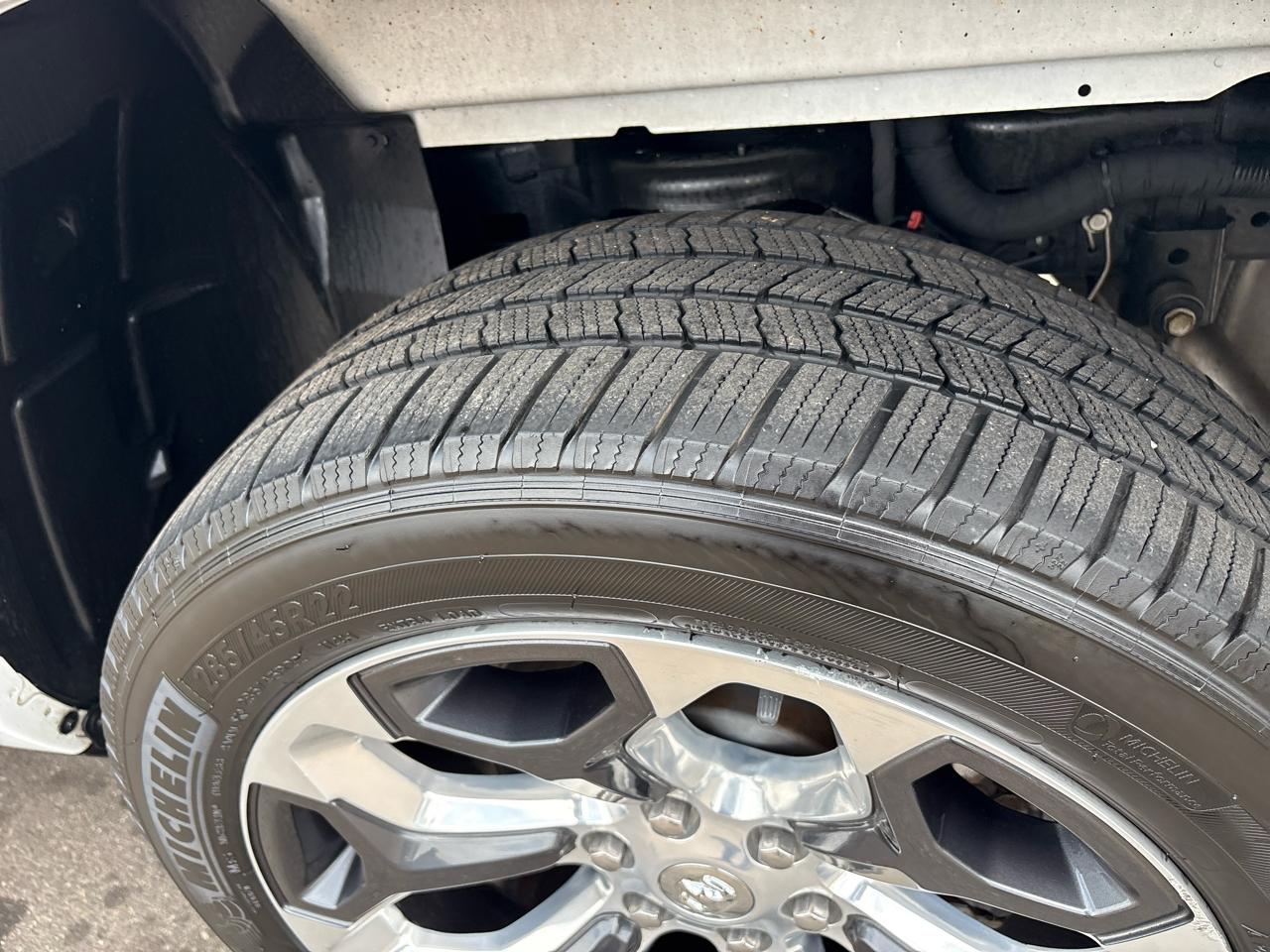 RAM 1500 Big Horn Crew Cab SWB 4WD 2019