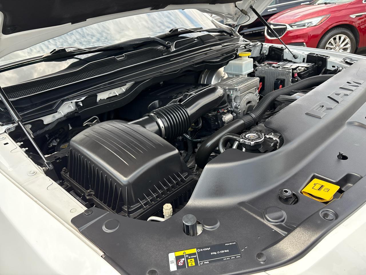 RAM 1500 Big Horn Crew Cab SWB 4WD 2019