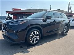 2022 Toyota Highlander 