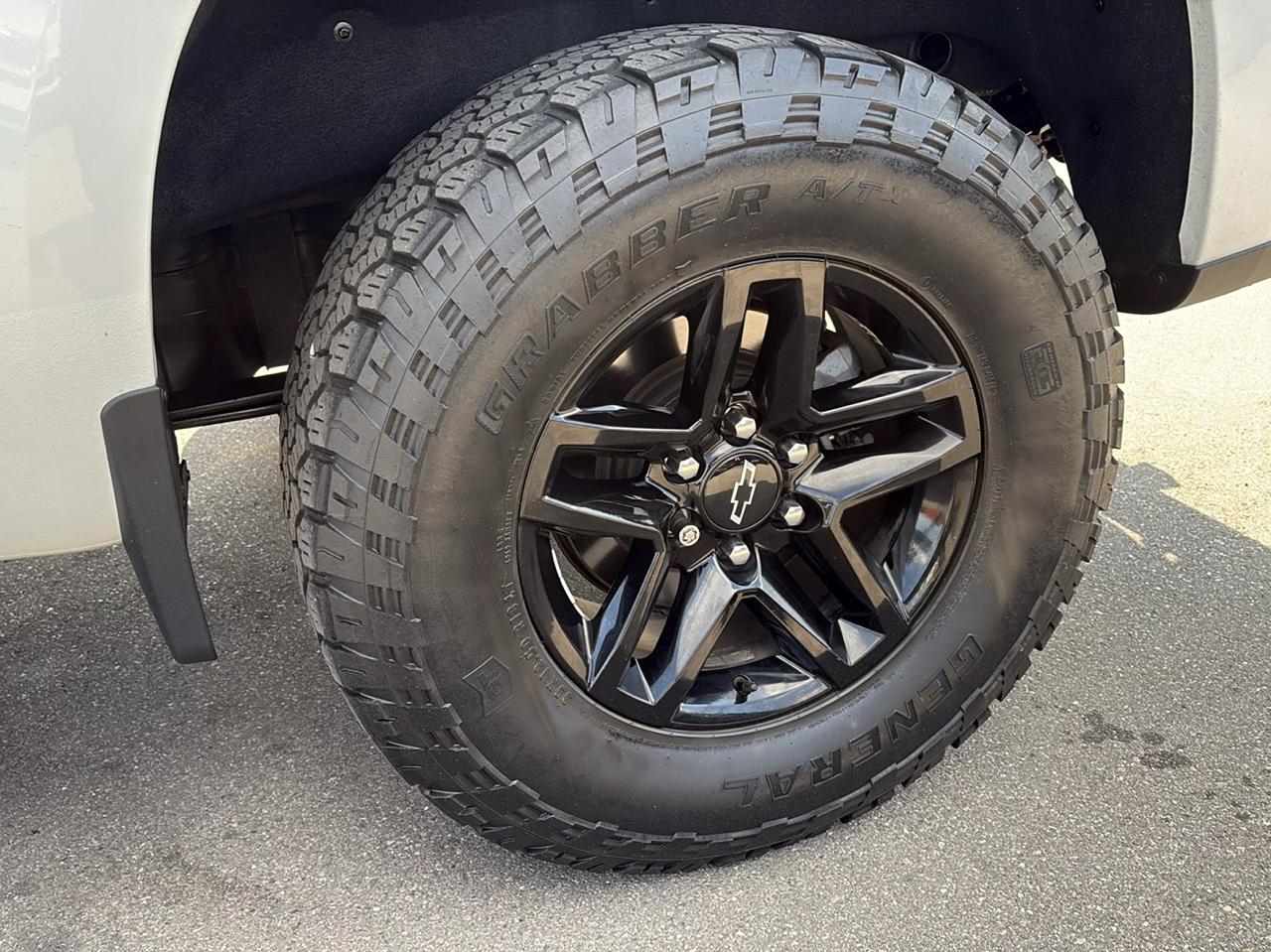 Chevrolet Silverado 1500 LT Trail Boss Crew Cab 4WD 2021