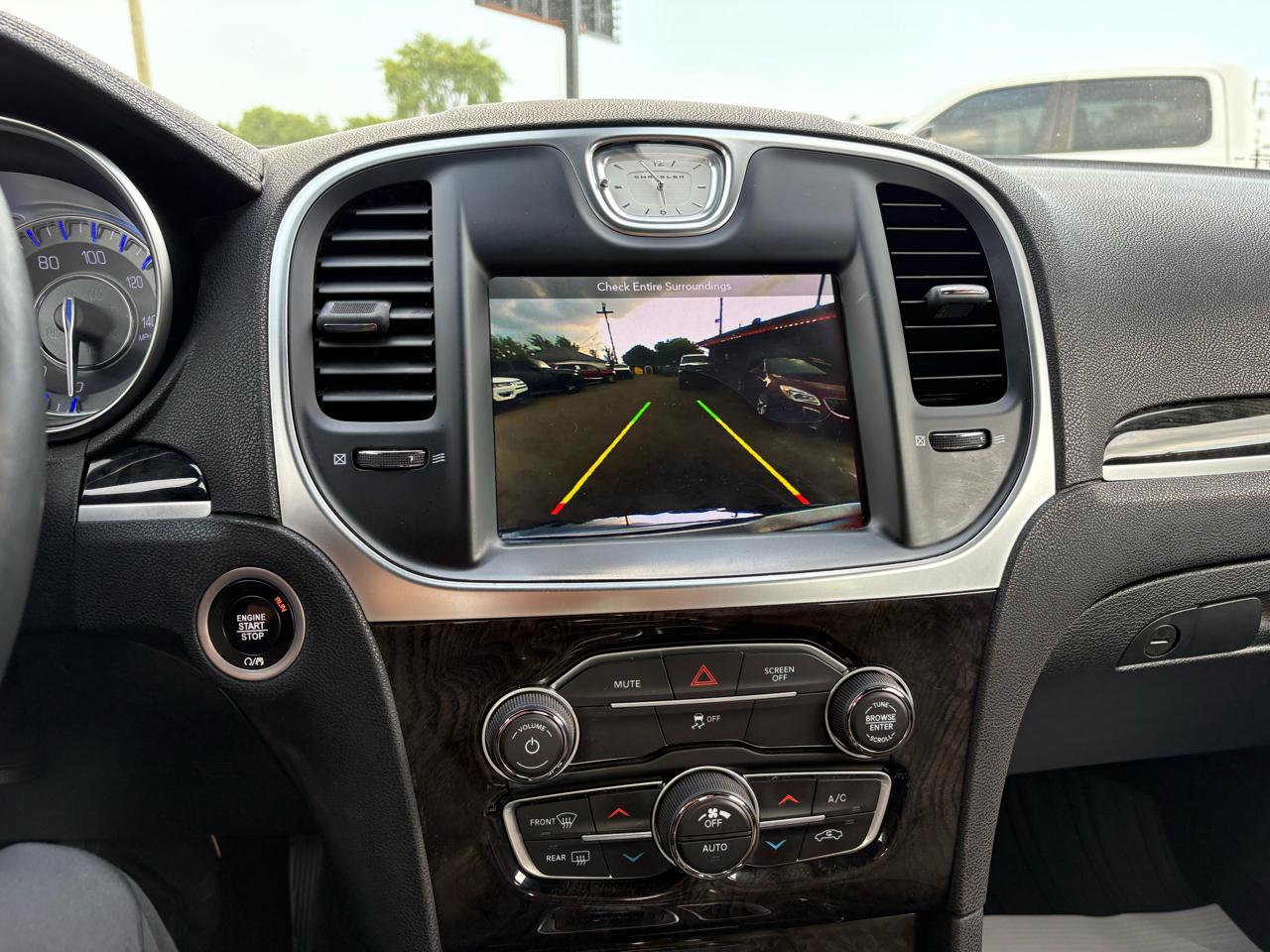 Chrysler 300 Limited AWD 2018
