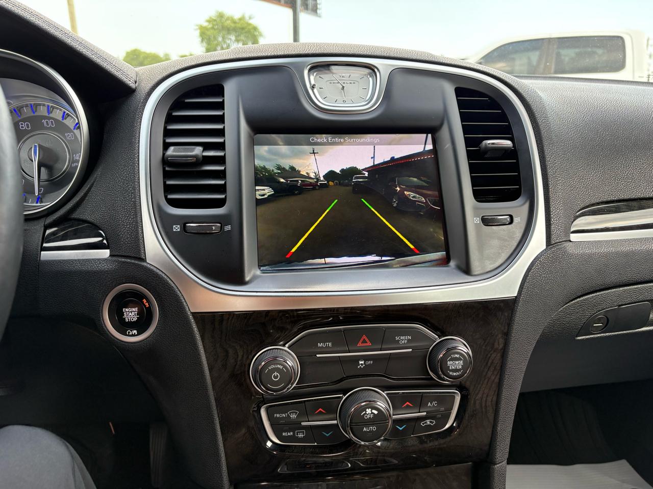 Chrysler 300 Limited AWD 2018