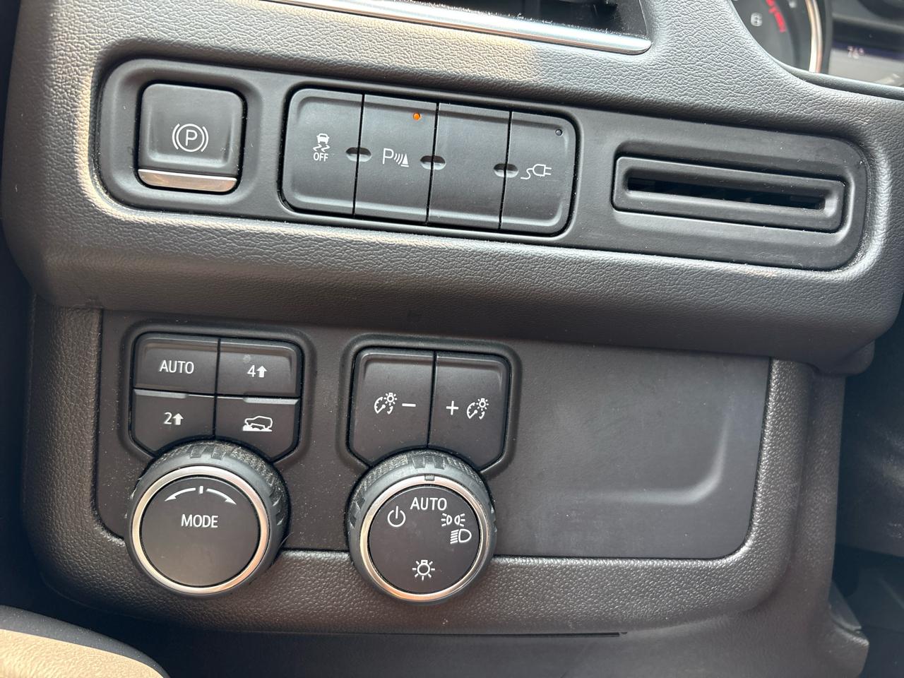 Chevrolet Tahoe LT 4WD 2021
