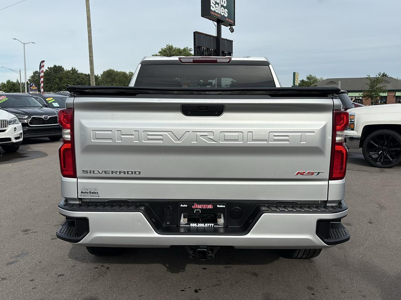 Chevrolet Silverado 1500 RST Crew Cab 4WD 2021