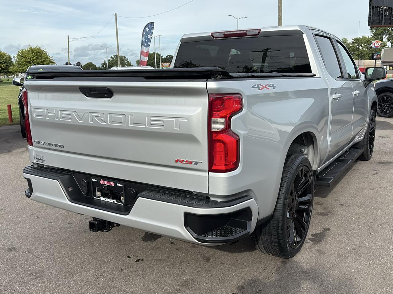 Chevrolet Silverado 1500 RST Crew Cab 4WD 2021
