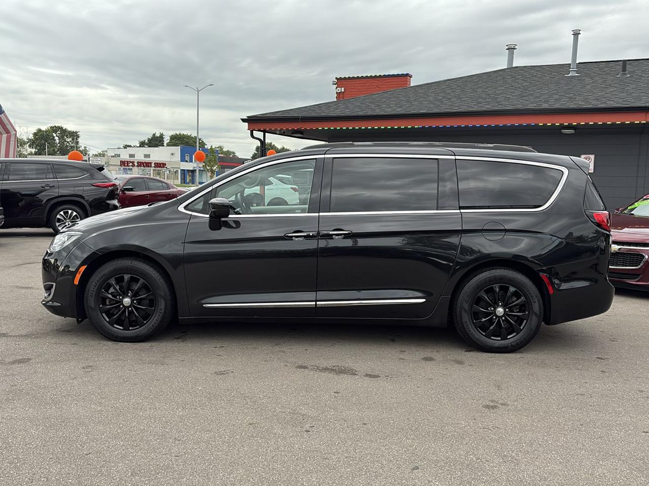 Chrysler Pacifica Touring-L 2017