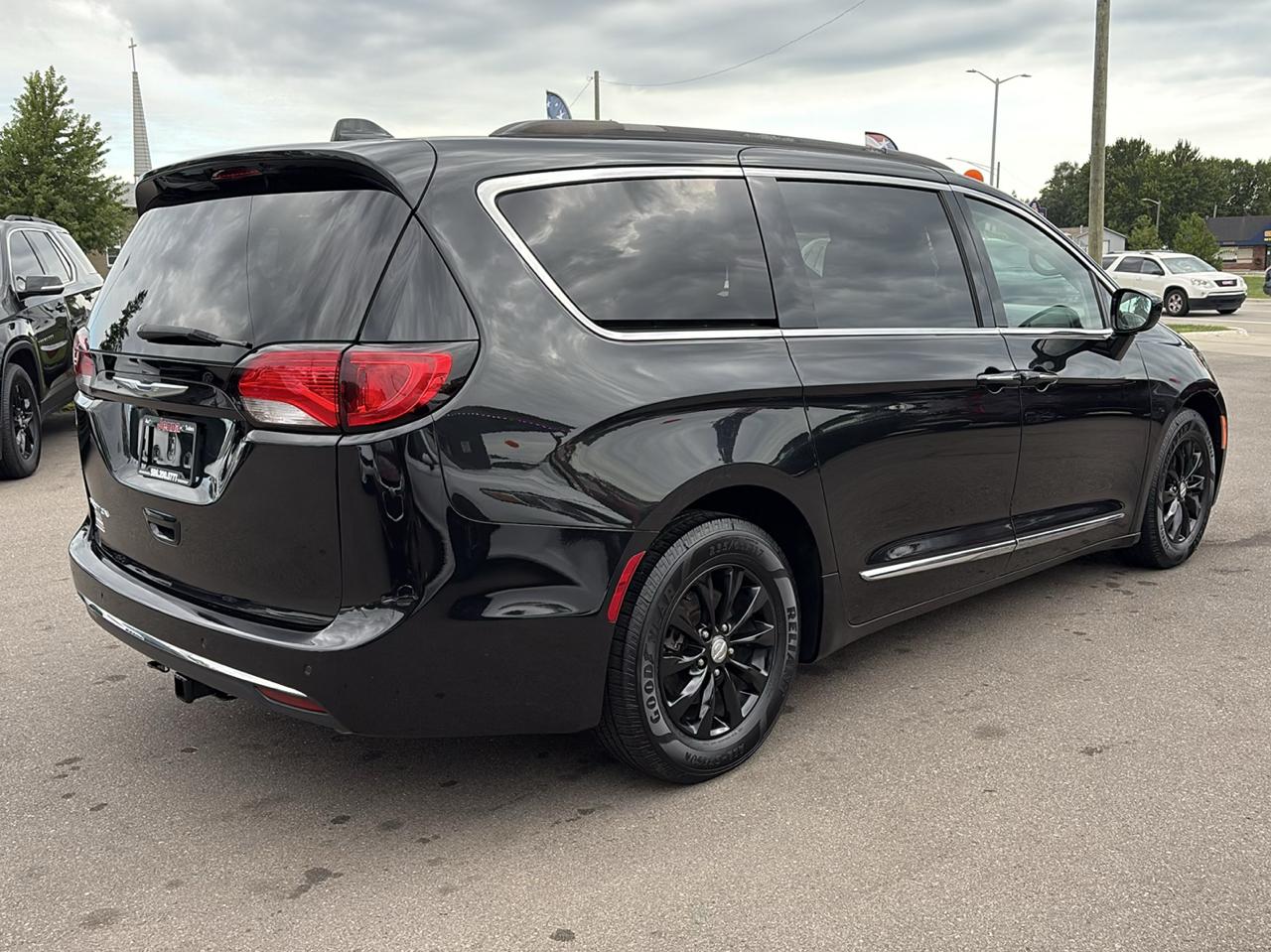 Chrysler Pacifica Touring-L 2017