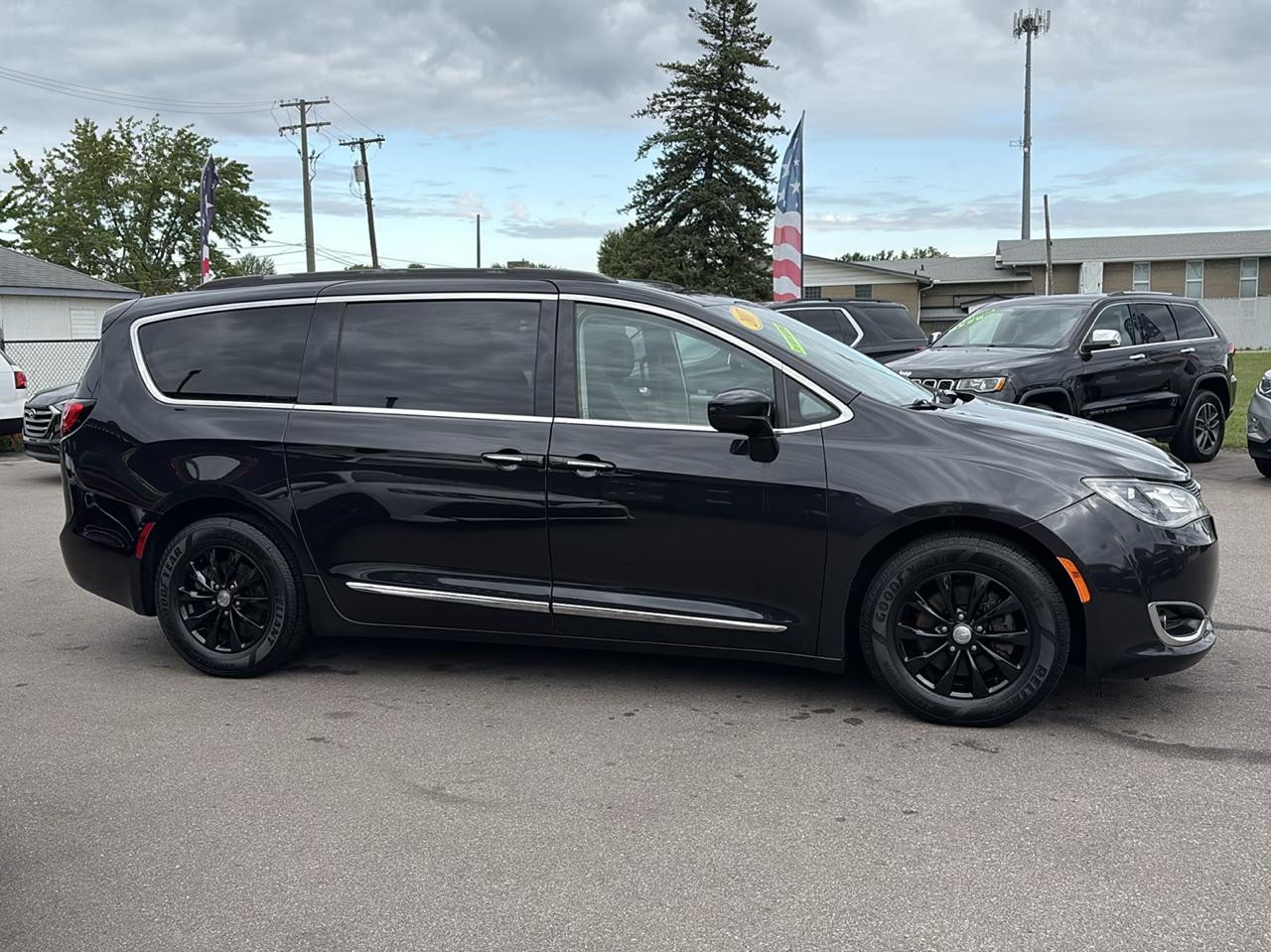 Chrysler Pacifica Touring-L 2017