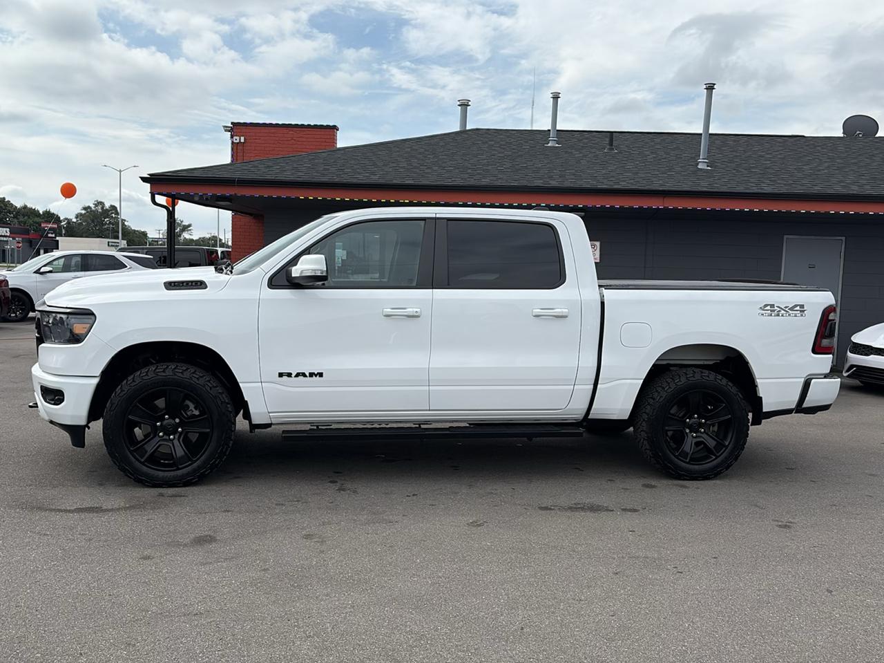 RAM 1500 Big Horn Crew Cab SWB 4WD 2020