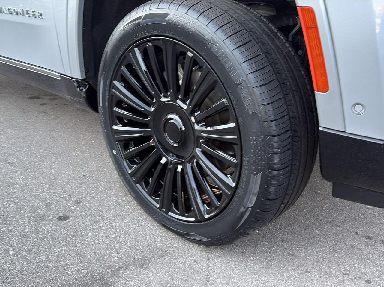 Jeep Grand Wagoneer Series I 4WD 2022