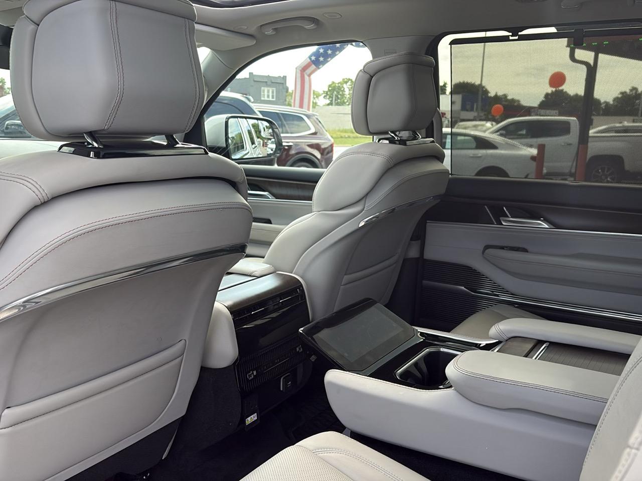 Jeep Grand Wagoneer Series I 4WD 2022