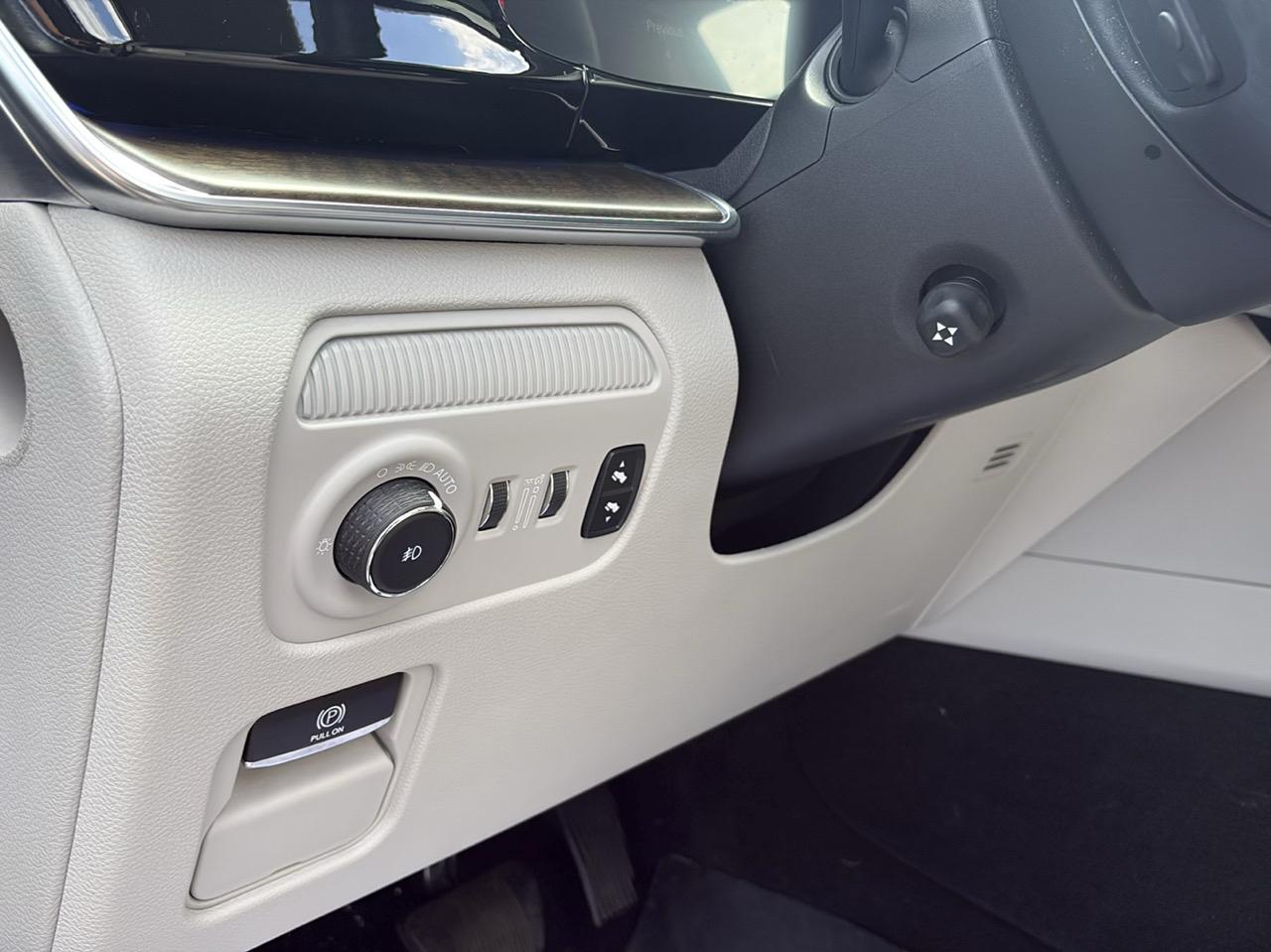 Jeep Grand Wagoneer Series I 4WD 2022