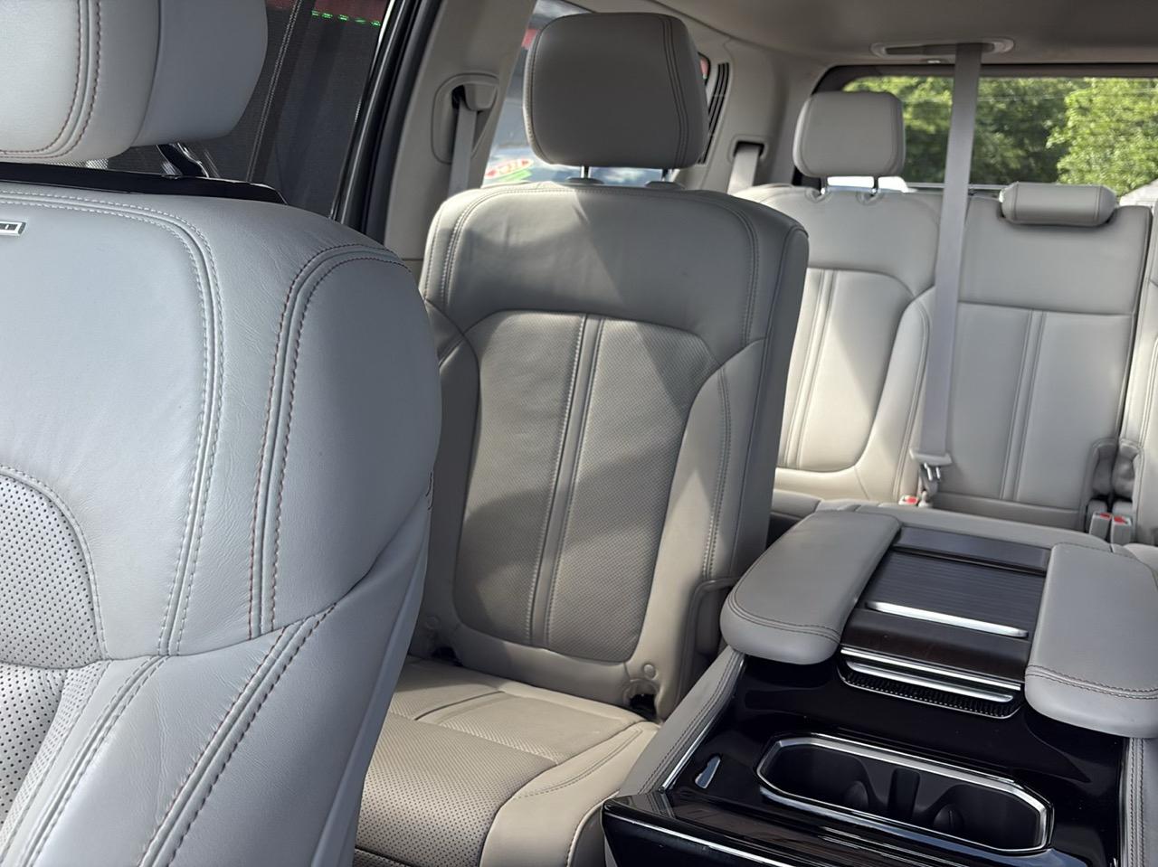 Jeep Grand Wagoneer Series I 4WD 2022
