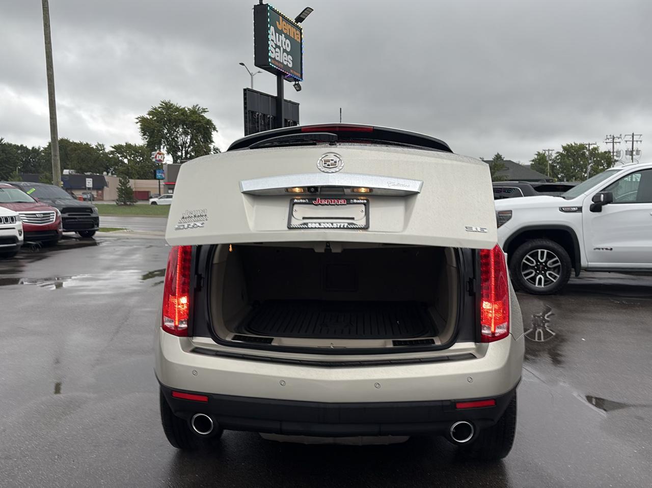 Cadillac SRX Luxury Collection FWD 2015