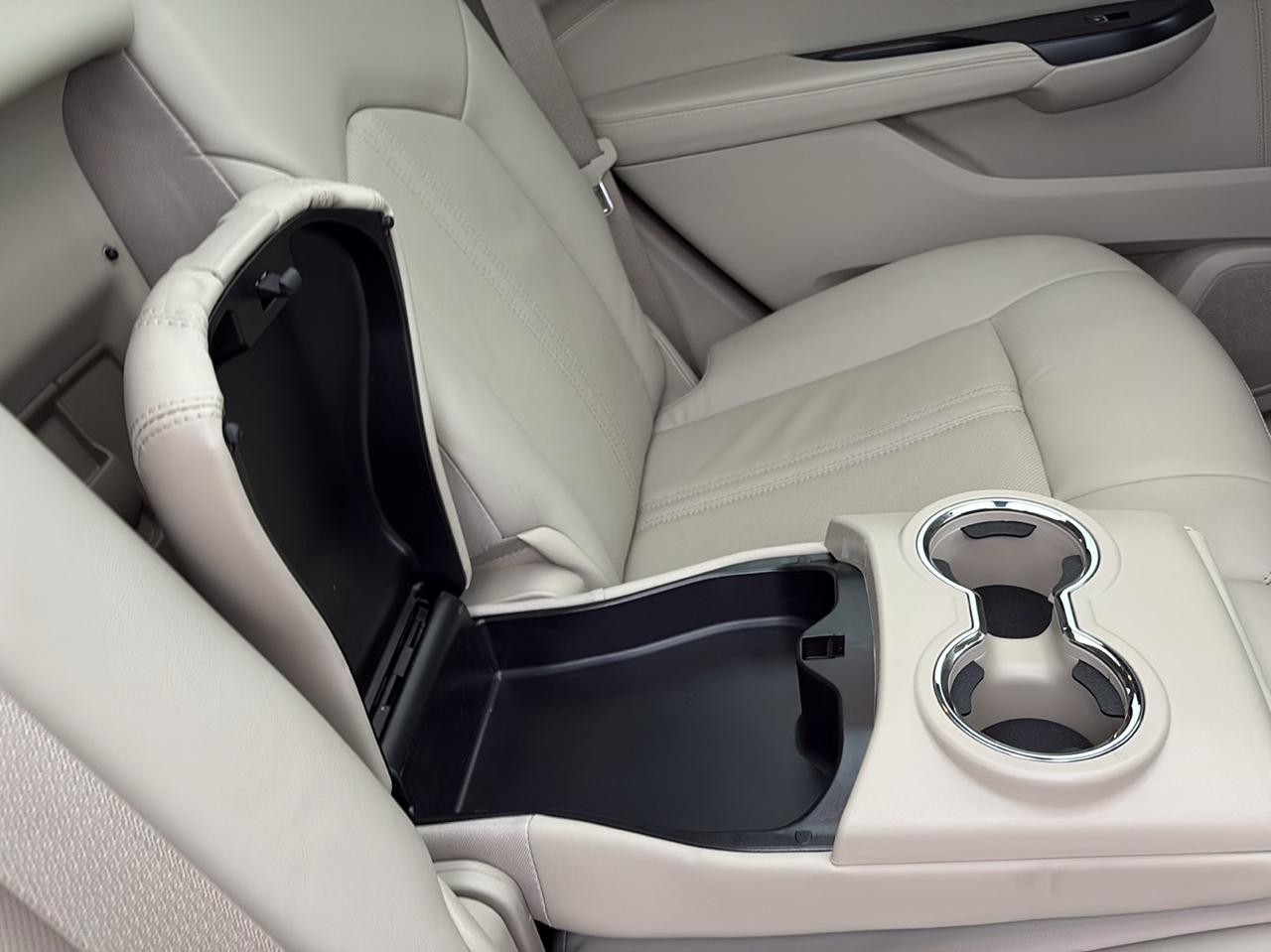Cadillac SRX Luxury Collection FWD 2015