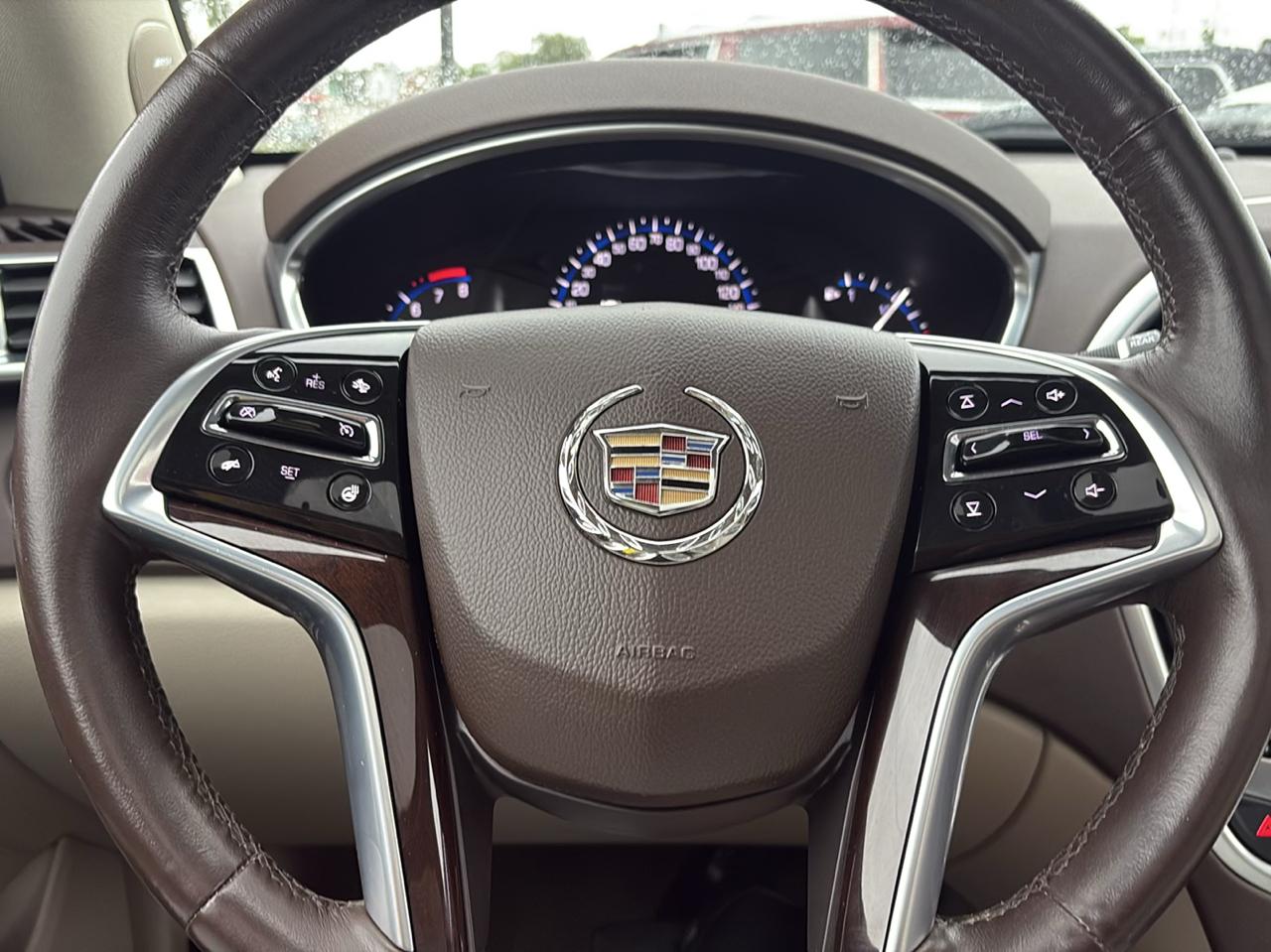Cadillac SRX Luxury Collection FWD 2015