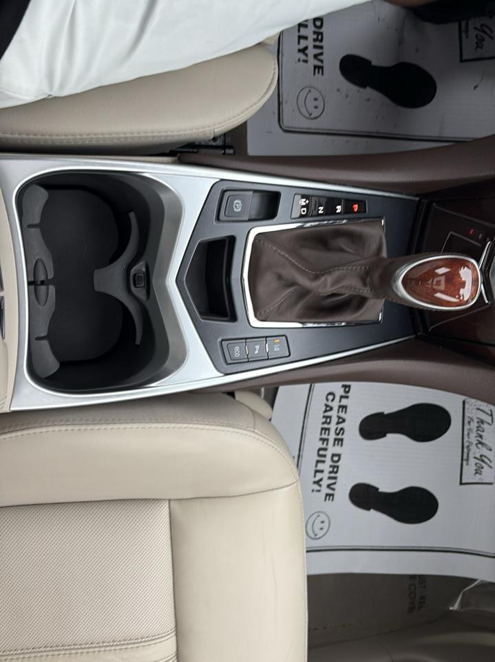 Cadillac SRX Luxury Collection FWD 2015