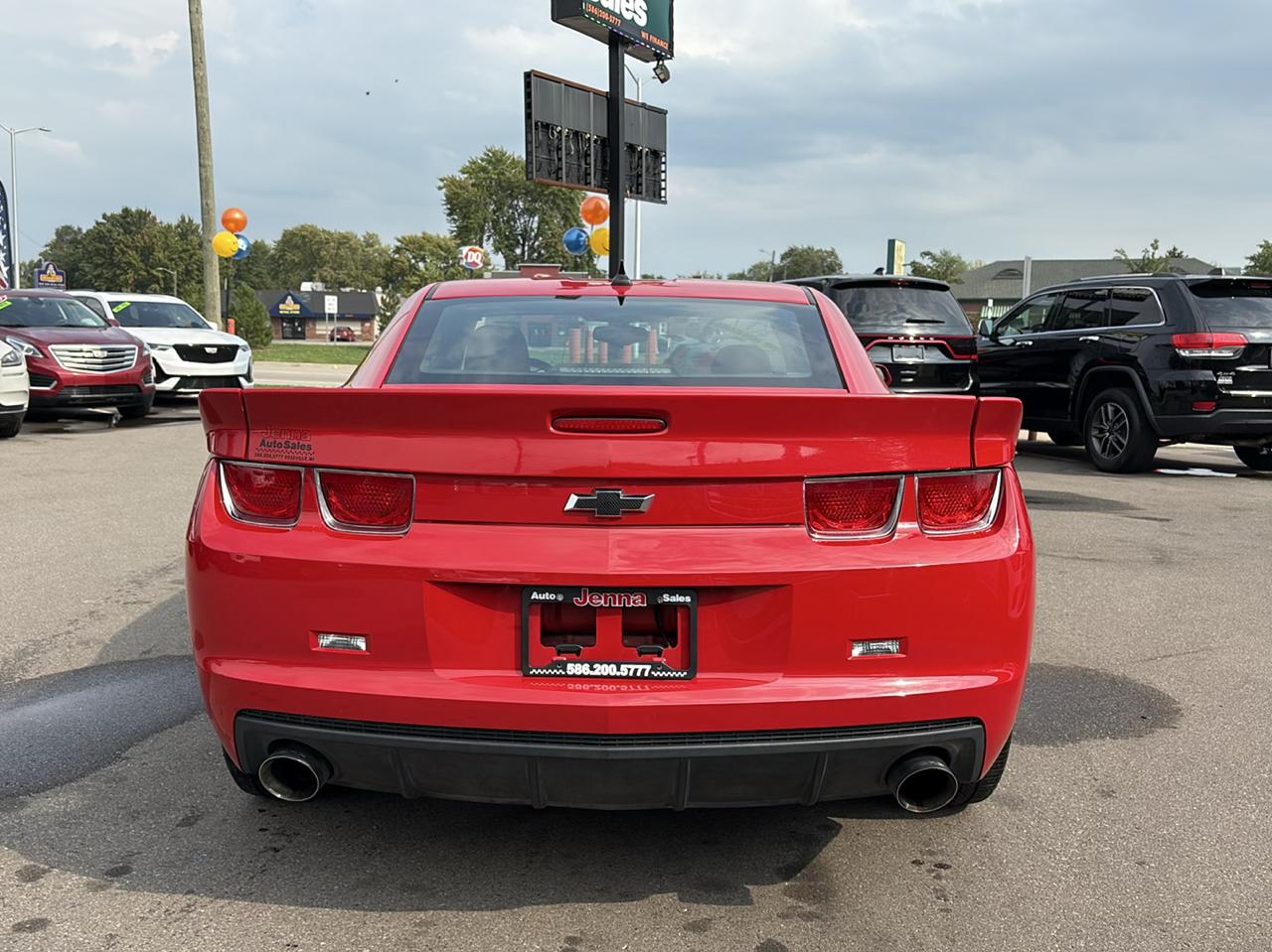Chevrolet Camaro LS Coupe 2011