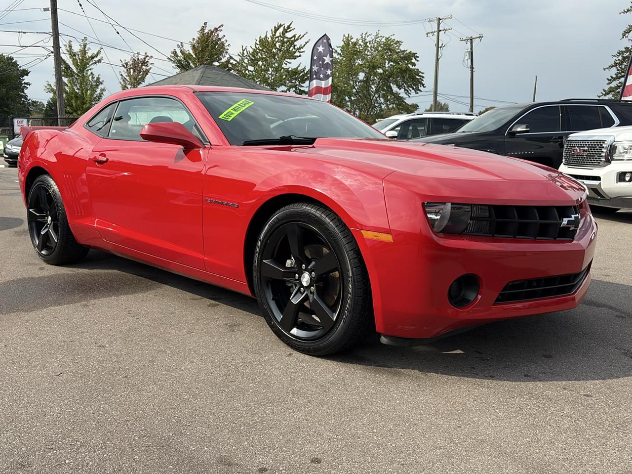 Chevrolet Camaro LS Coupe 2011