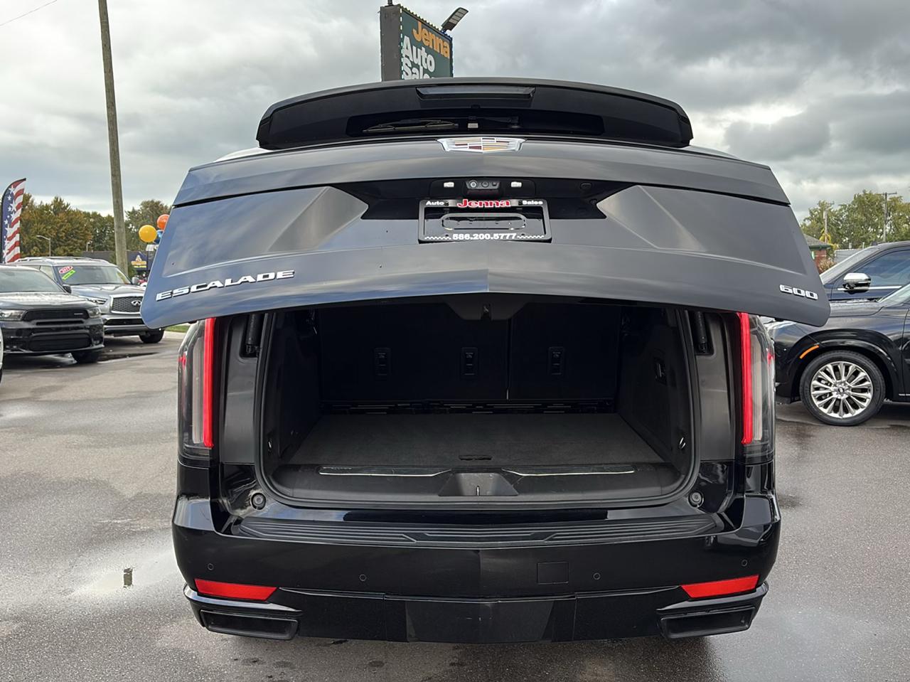 Cadillac Escalade ESV Sport Platinum AWD 2021