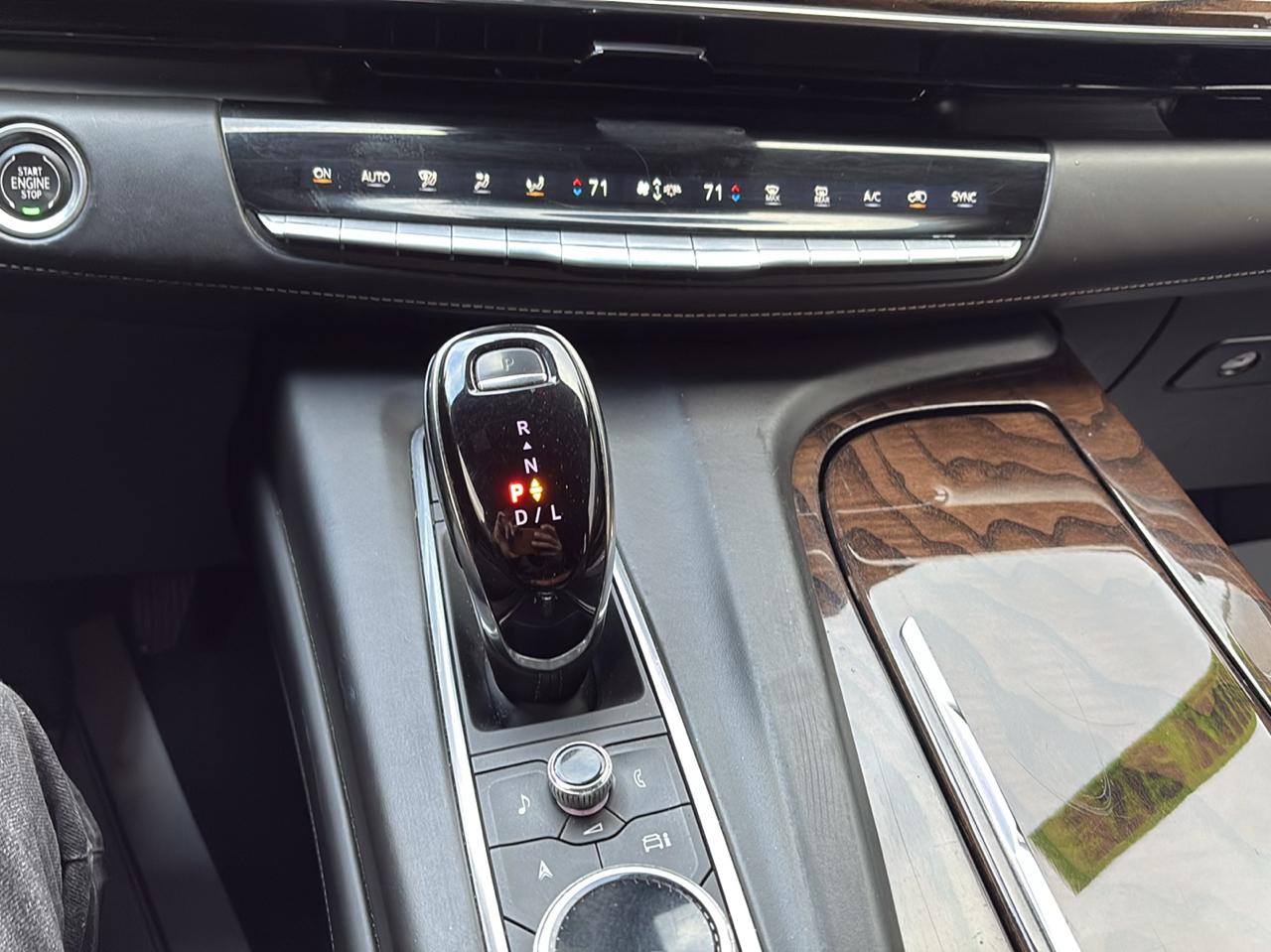 Cadillac Escalade ESV Sport Platinum AWD 2021