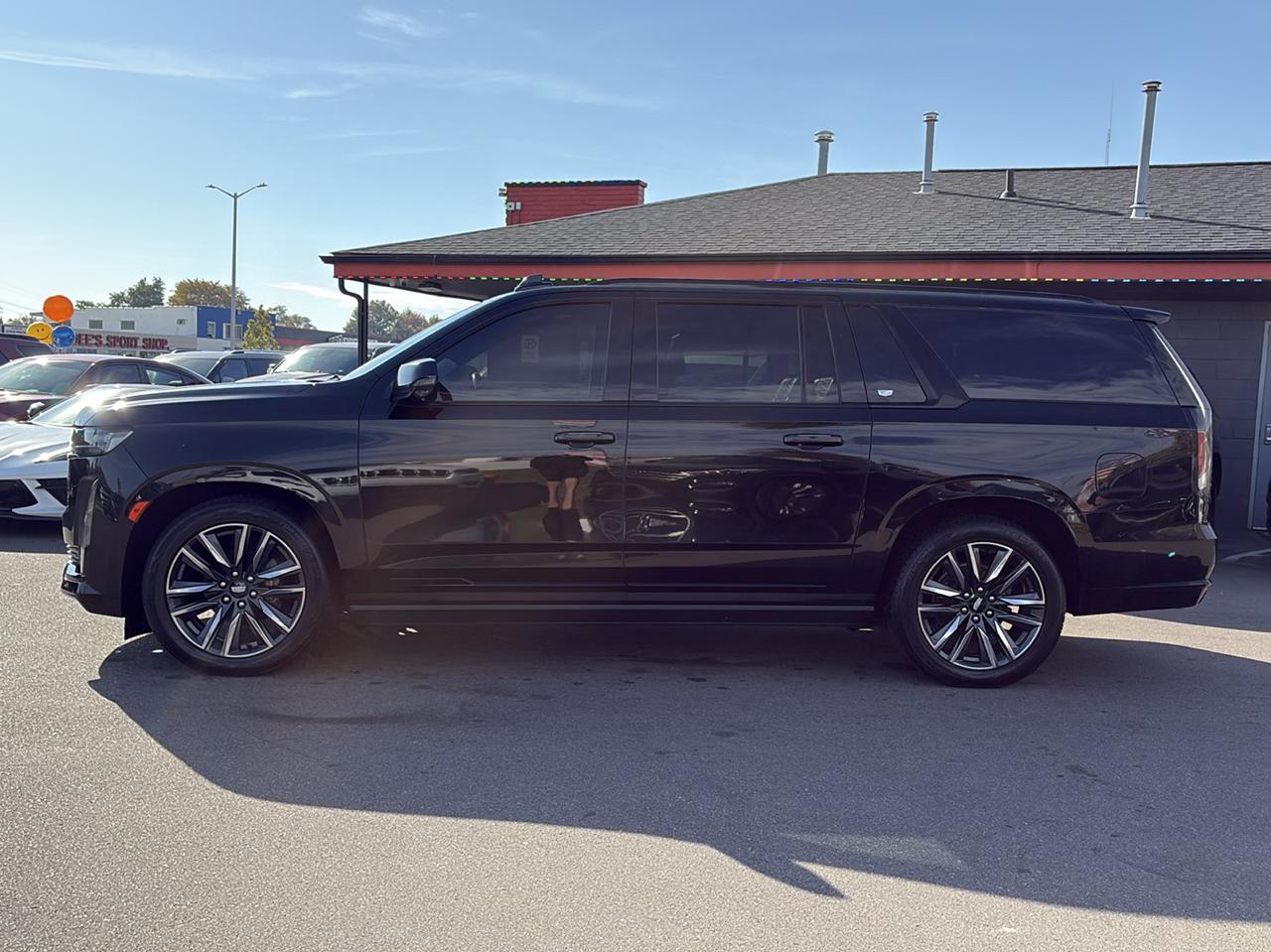 Cadillac Escalade ESV Sport Platinum AWD 2021