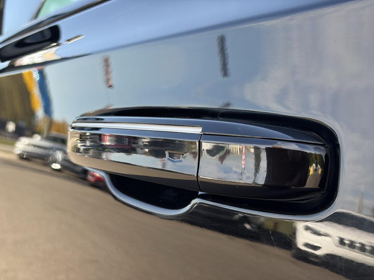 Cadillac Escalade ESV Sport Platinum AWD 2021
