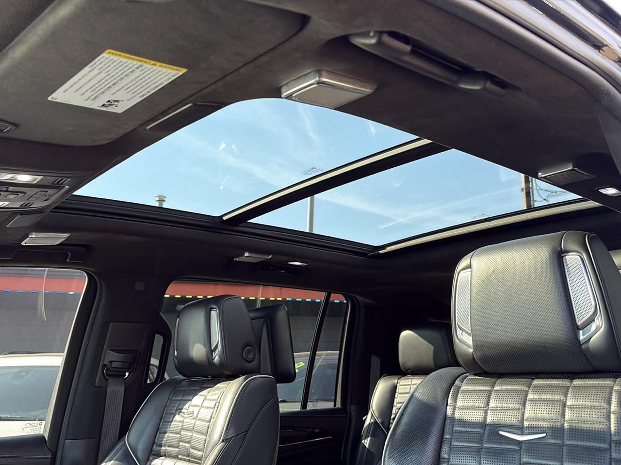 Cadillac Escalade ESV Sport Platinum AWD 2021